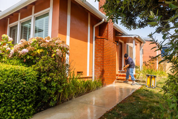 Why Choose Our Certified Pressure Washing Experts for Your Project Needs in Vineyard Haven, MA?